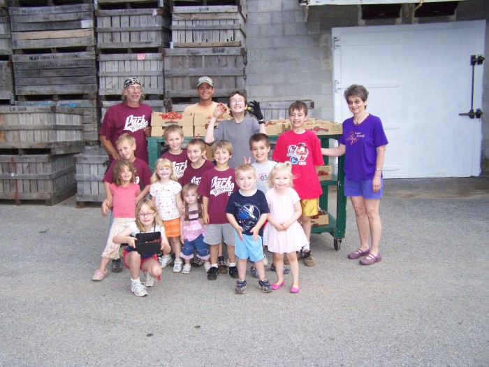 2009 PickingBerries-002.jpg